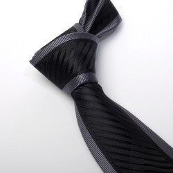 Cravate Slim 6 cm Motifs Rayures Noires Ton sur ton + Bords Gris